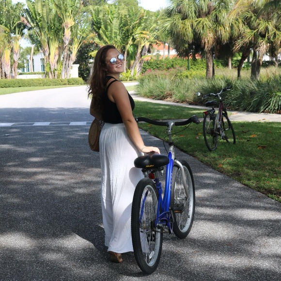 Meet your Posher, Kyra - Picture 3 of 3